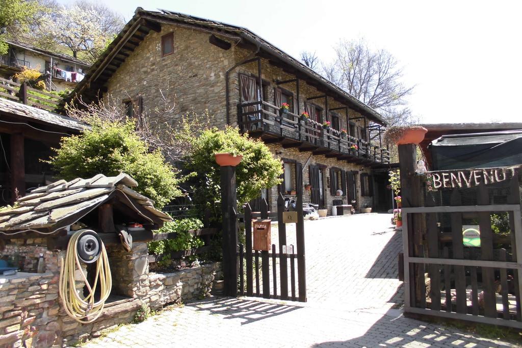 Agriturismo Fiorendo Pinerolo Exteriér fotografie